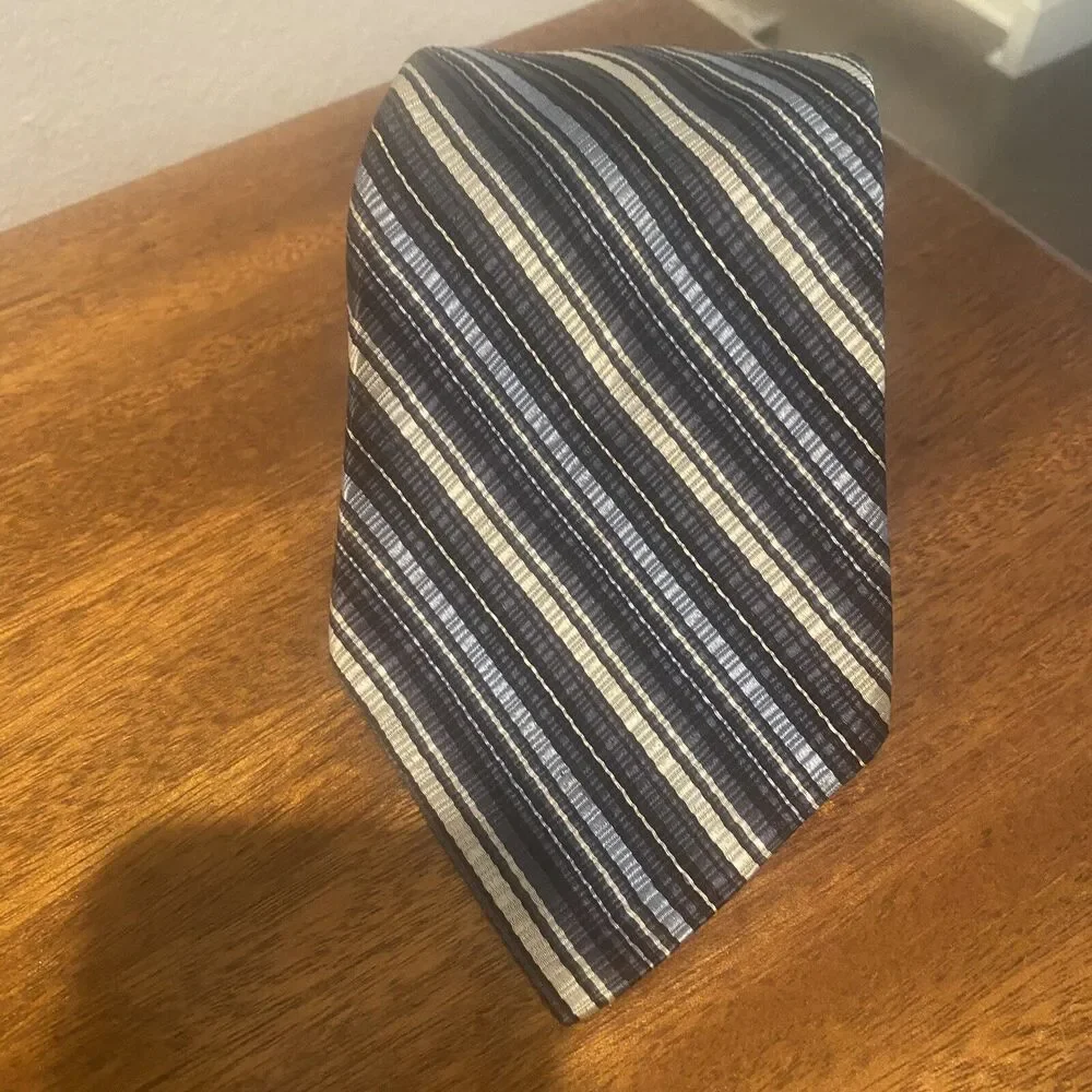 Vintage Silk‎ Tie Dawahare's Of Kentucky Blue Silver UK Wildcat Colors Textured